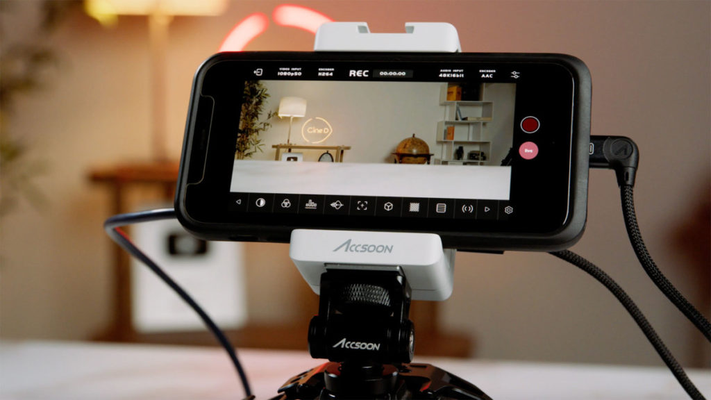 Превратите свой iPhone в монитор   Accsoon SeeMo HDMI Adapter