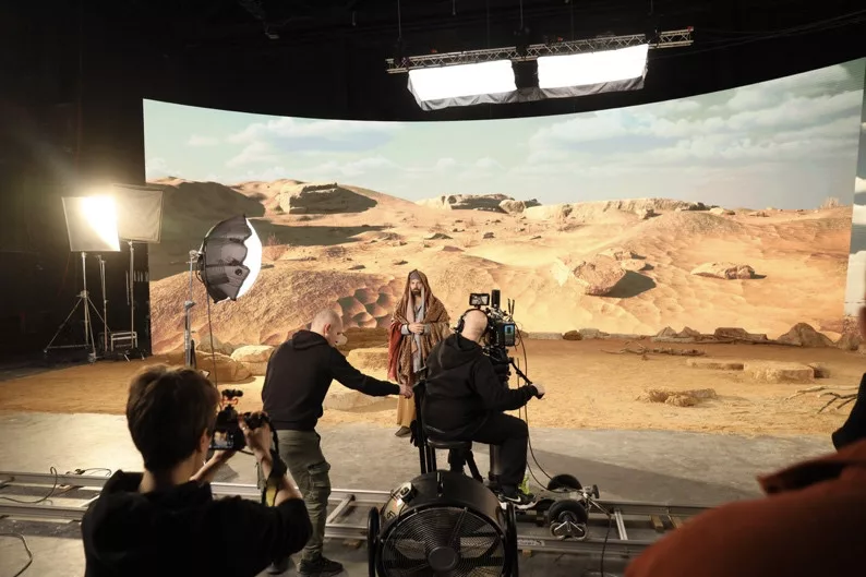  Мировые Тенденции Развития Профессиональной Кинооптики  вчера  сегодня  завтра 